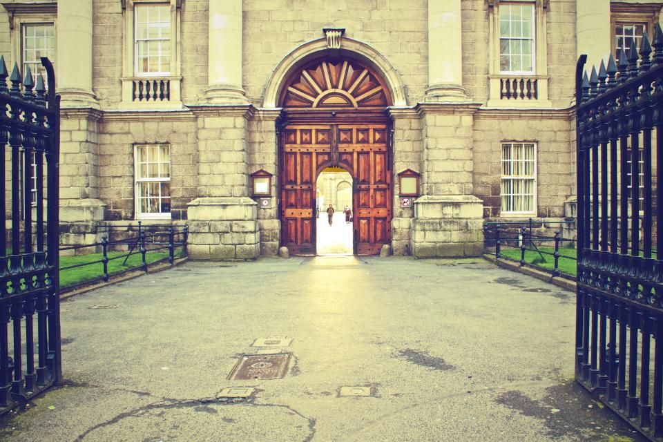 School campus building